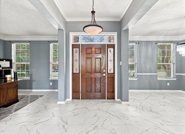13507 Willow Heights Court, Houston, TX 77059