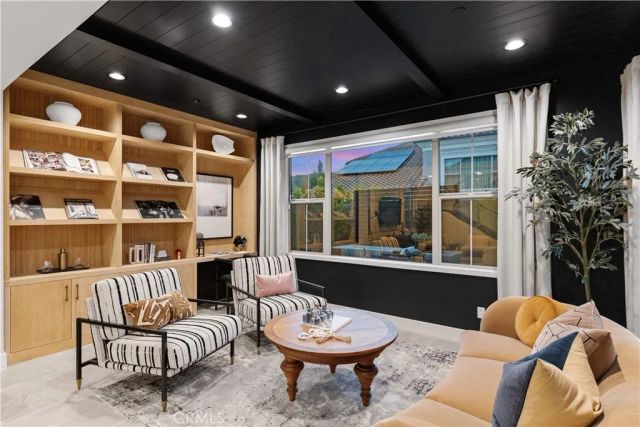 179 Somera, Irvine, CA 92602