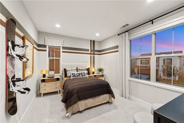 179 Somera, Irvine, CA 92602