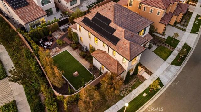 179 Somera, Irvine, CA 92602