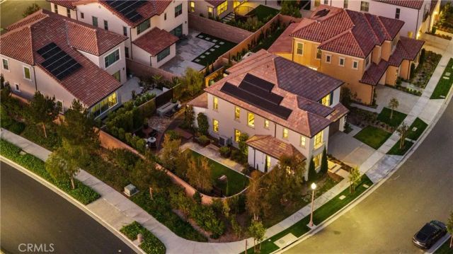 179 Somera, Irvine, CA 92602