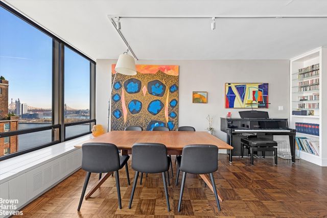 870 United Nations Plz Apt 16D, New York City, NY 10017