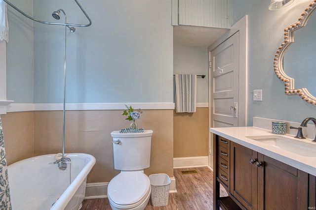 1502 Hollywood Avenue, Evansville, IN 47712