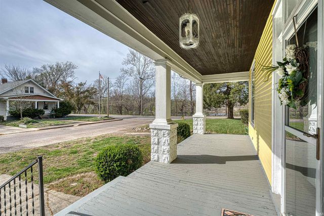 1502 Hollywood Avenue, Evansville, IN 47712