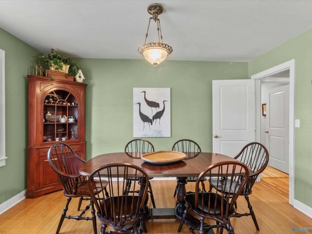 2314 Meadowbrook Road SE, Decatur, AL 35601