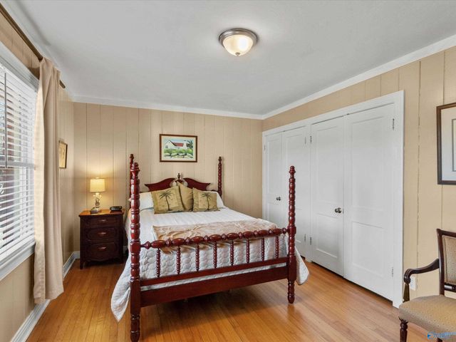 2314 Meadowbrook Road SE, Decatur, AL 35601