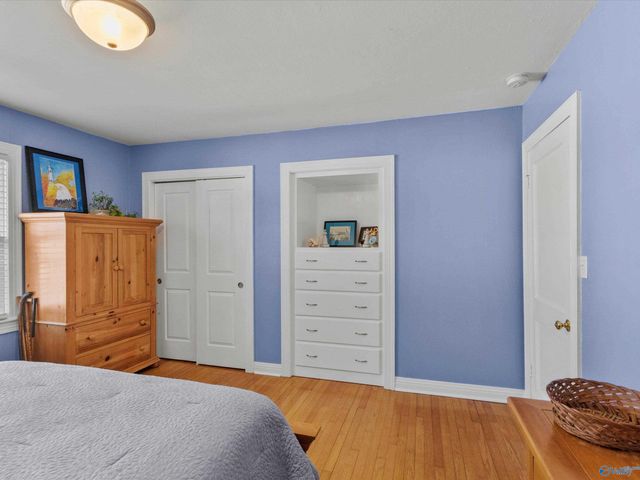 2314 Meadowbrook Road SE, Decatur, AL 35601