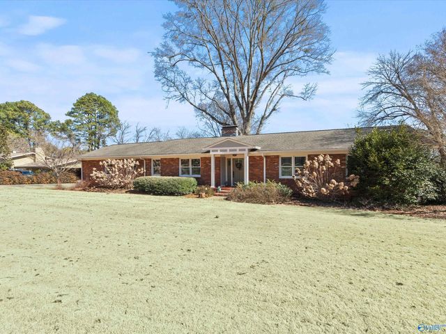2314 Meadowbrook Road SE, Decatur, AL 35601