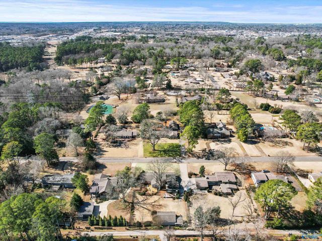 2314 Meadowbrook Road SE, Decatur, AL 35601