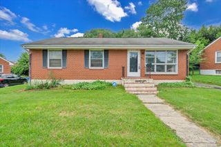 2820 Luray ST, Roanoke, VA 24012