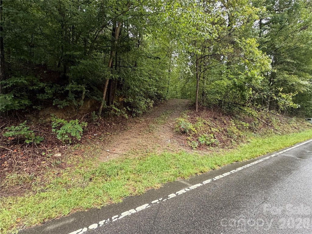 3865 Hickory Highway, Statesville, NC 28677