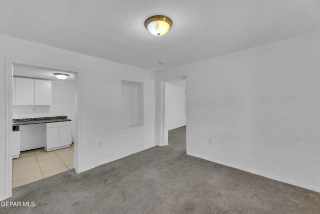 218 NW I Avenue ABCD, Fabens, TX 79838