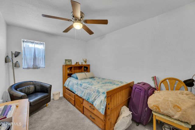 218 NW I Avenue ABCD, Fabens, TX 79838