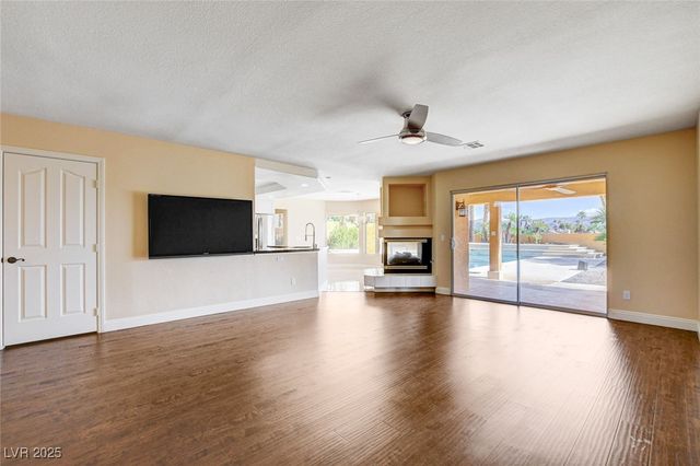 2707 Mallard Landing Avenue, Henderson, NV 89074