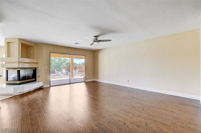 2707 Mallard Landing Avenue, Henderson, NV 89074