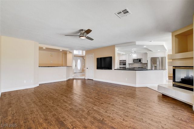 2707 Mallard Landing Avenue, Henderson, NV 89074