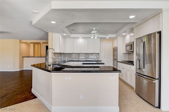 2707 Mallard Landing Avenue, Henderson, NV 89074