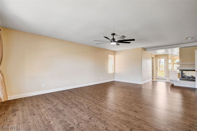 2707 Mallard Landing Avenue, Henderson, NV 89074