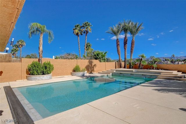 2707 Mallard Landing Avenue, Henderson, NV 89074