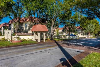 134 S Cypress Road 425, Pompano Beach, FL 33060