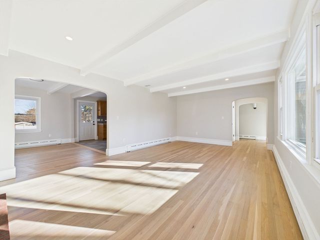 25 Pershing Ave, Acushnet, MA 02743