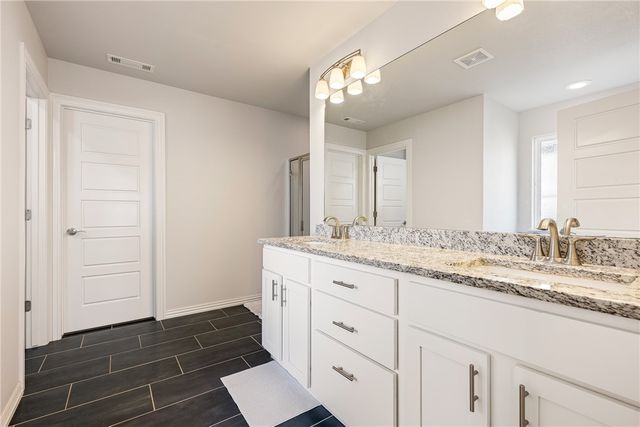 5803 SW Peaceful Avenue, Bentonville, AR 72713