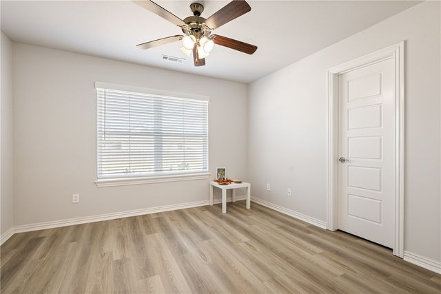 5803 SW Peaceful Avenue, Bentonville, AR 72713