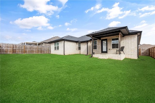 5803 SW Peaceful Avenue, Bentonville, AR 72713