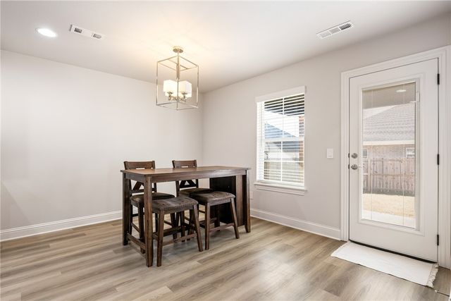 5803 SW Peaceful Avenue, Bentonville, AR 72713