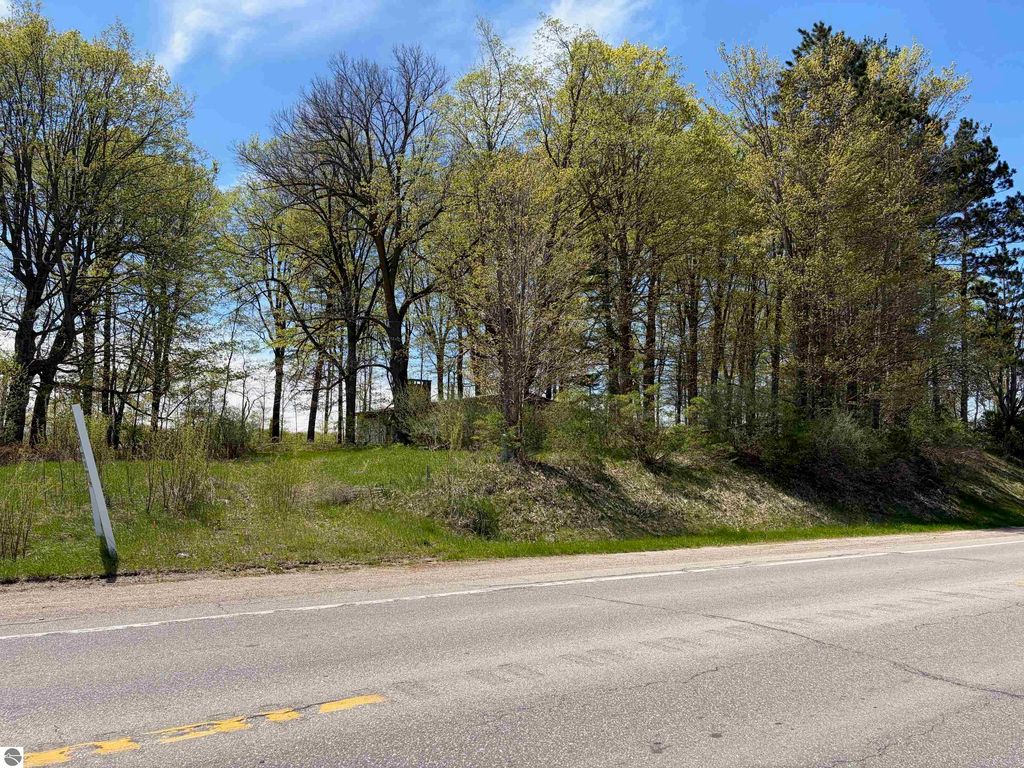 Image 2 of property listing at 1740 & 1732 E Remus Road, Mt Pleasant, MI 48858