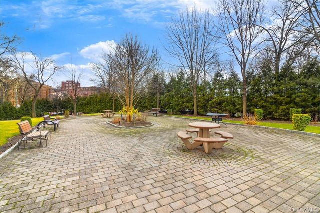 1 Fordham Hill Oval 16H, Bronx, NY 10468