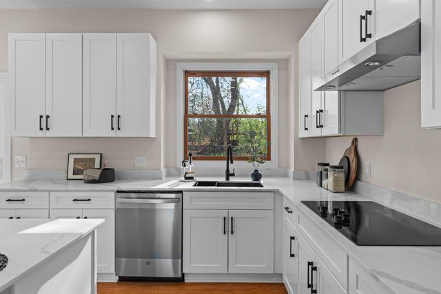 16329 Mayfield Drive, Eden Prairie, MN 55347