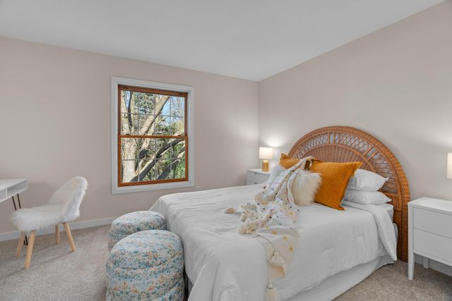 16329 Mayfield Drive, Eden Prairie, MN 55347