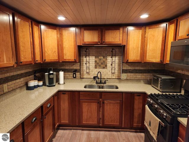 4714 Golden Road, SE, Kalkaska, MI 49646