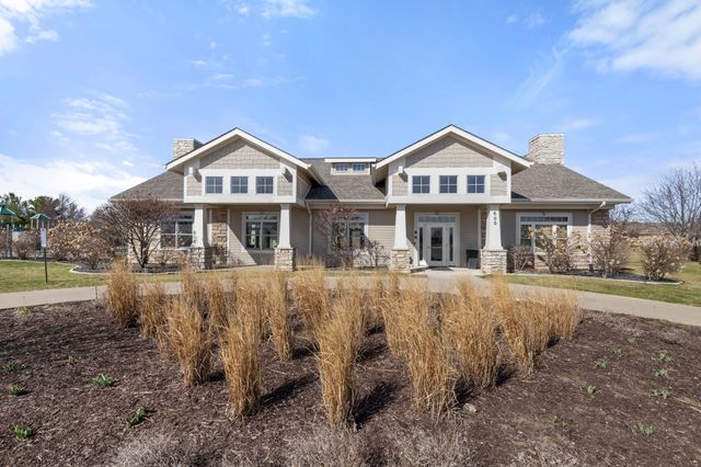 1812 Bristol Street, Norwalk, IA 50211