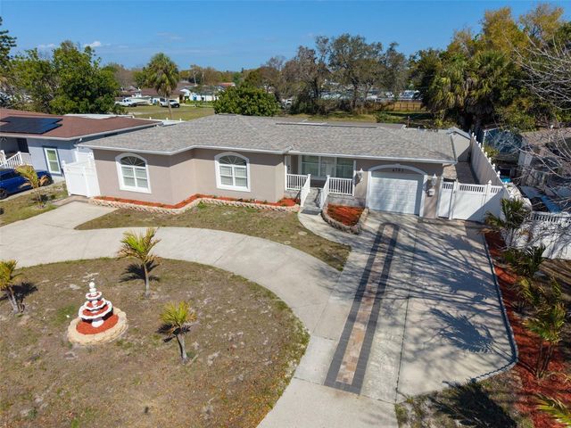 4767 26TH AVENUE N, St Petersburg, FL 33713