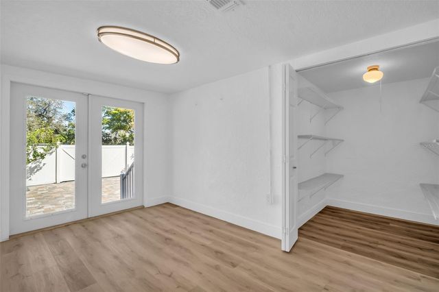 4767 26TH AVENUE N, St Petersburg, FL 33713