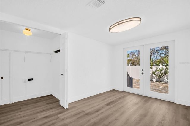 4767 26TH AVENUE N, St Petersburg, FL 33713