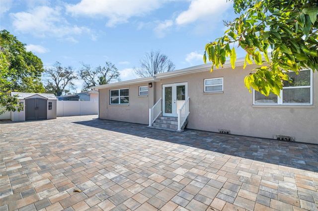 4767 26TH AVENUE N, St Petersburg, FL 33713