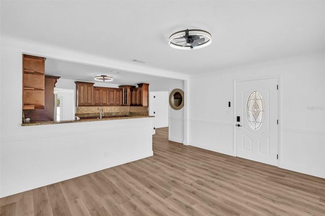 4767 26TH AVENUE N, St Petersburg, FL 33713