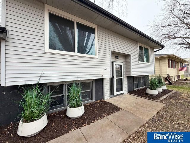1721 W Washington Street, Lincoln, NE 68522
