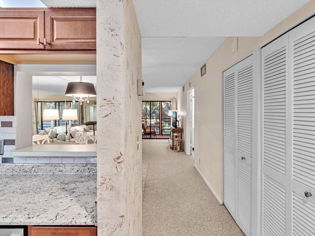 10143 Mangrove Drive 203, Boynton Beach, FL 33437