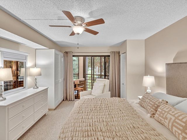 10143 Mangrove Drive 203, Boynton Beach, FL 33437
