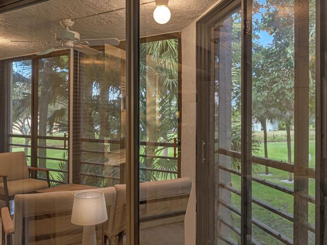 10143 Mangrove Drive 203, Boynton Beach, FL 33437