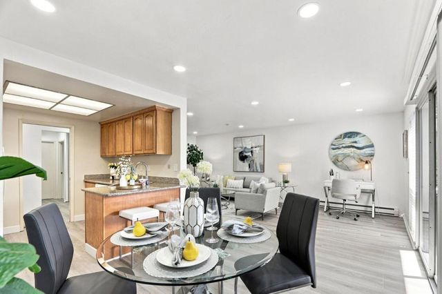 151 Buckingham Drive 233, Santa Clara, CA 95051