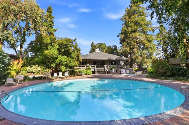 151 Buckingham Drive 233, Santa Clara, CA 95051