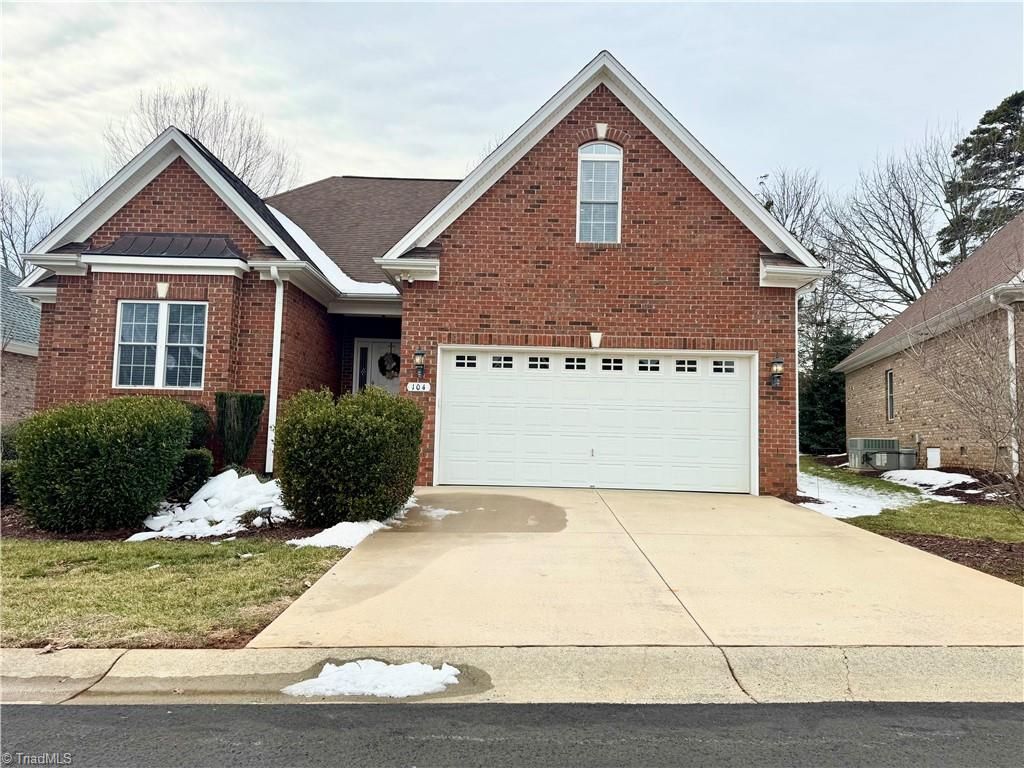 104 Peppertree Drive, Mebane, NC 27302