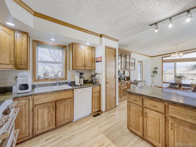 32020 Robinson Hill Road, Golden, CO 80403