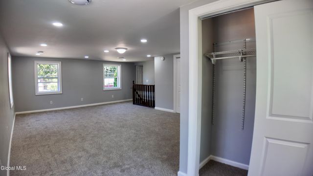 8 Emerson Drive, Colonie, NY 12110