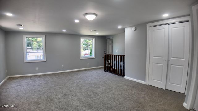 8 Emerson Drive, Colonie, NY 12110